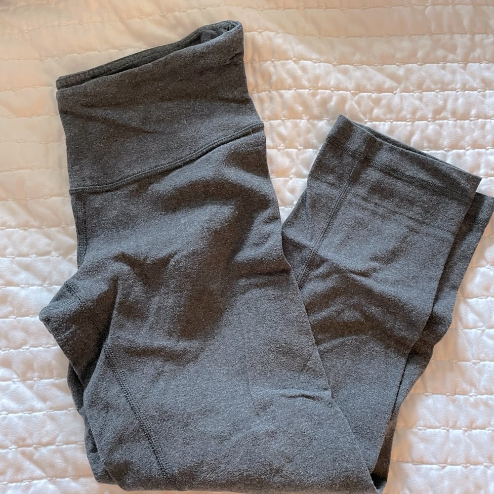 Lululemon crop leggings